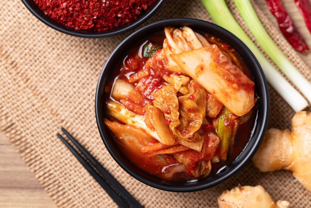 Kimchi,Cabbage,In,A,Bowl,With,Ingredients,,Korean,Food,,Top Kimchi